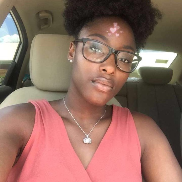 WHO AM I!? - Picture 4 of 6